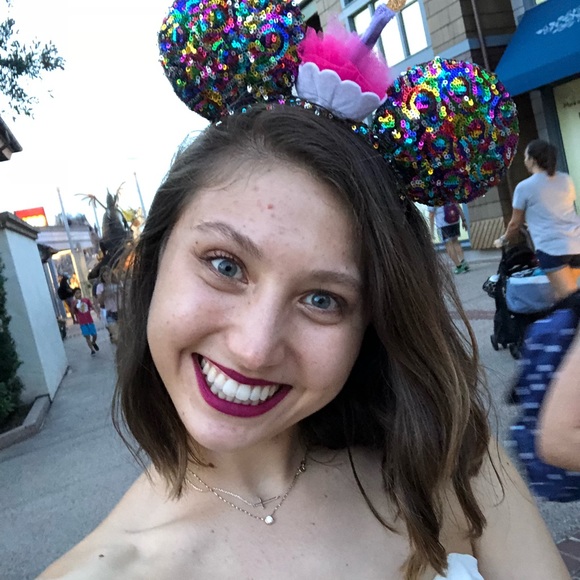 Meet your Posher, Natasha - Picture 7 of 8